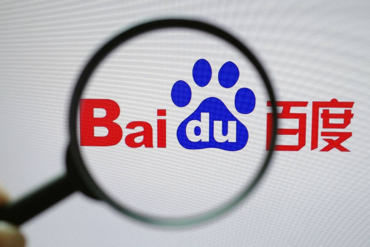 负债亿的王自如坐绿皮火车出差